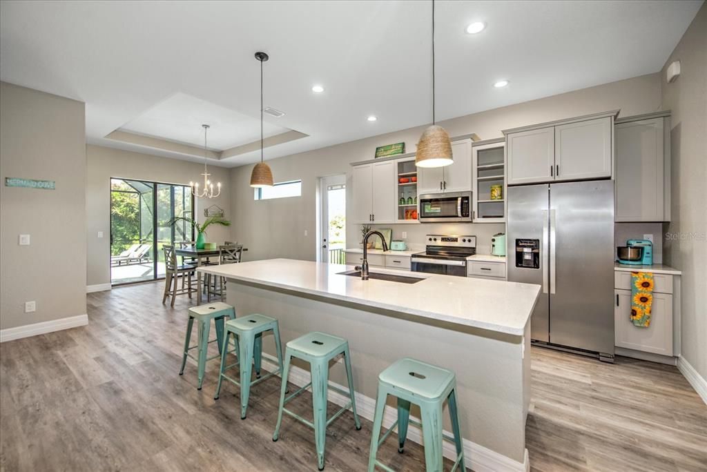 For Sale: $545,000 (3 beds, 2 baths, 1795 Square Feet)