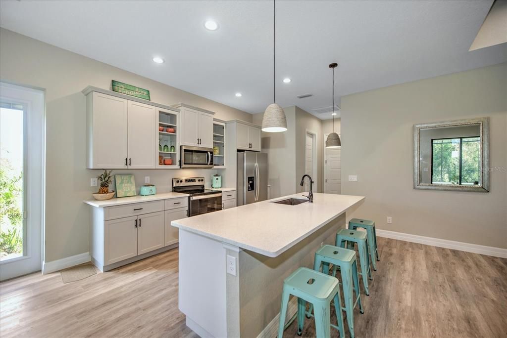 For Sale: $545,000 (3 beds, 2 baths, 1795 Square Feet)