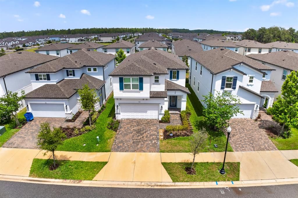En Venta: $545,000 (4 camas, 3 baños, 2717 Pies cuadrados)
