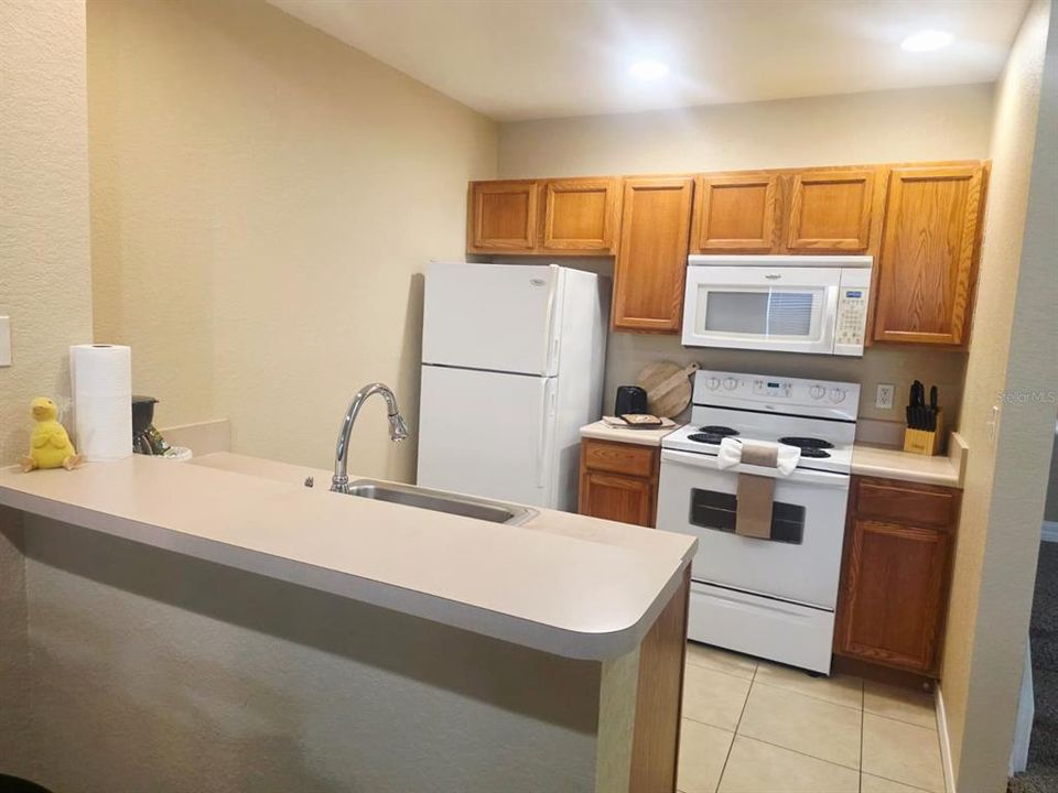 For Rent: $2,000 (3 beds, 2 baths, 1296 Square Feet)