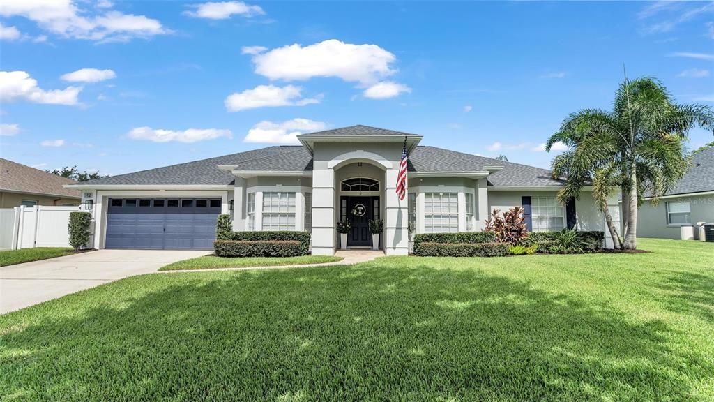 For Sale: $619,900 (5 beds, 3 baths, 2422 Square Feet)