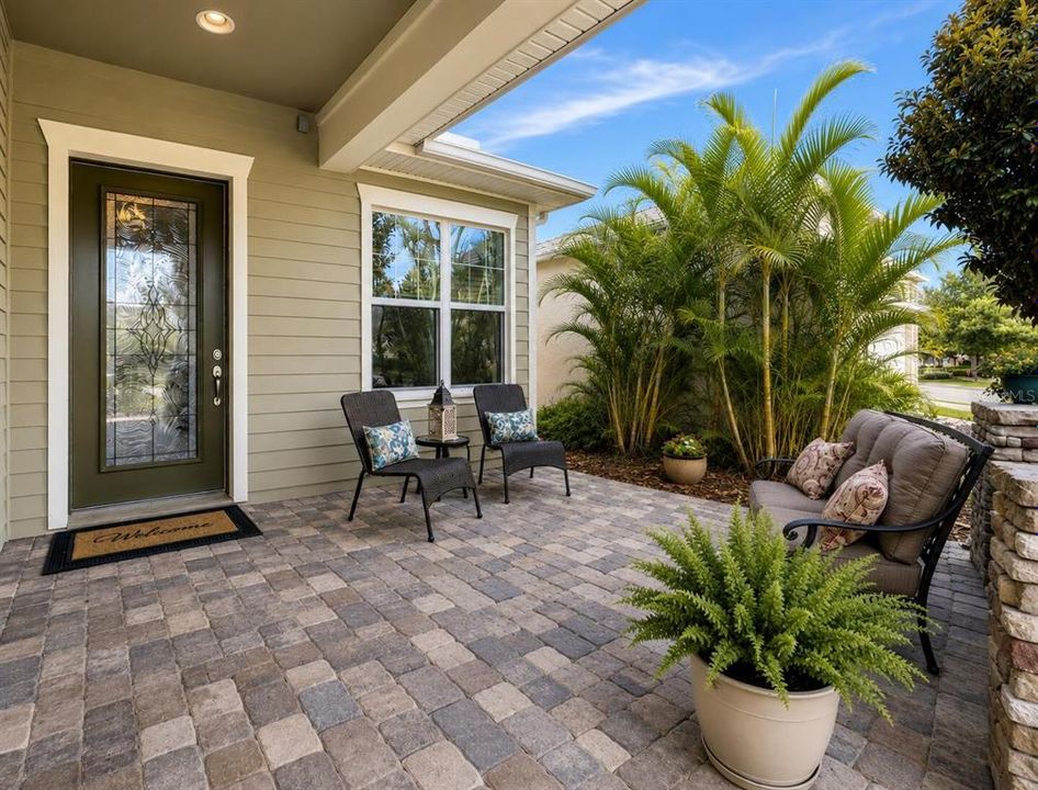 For Sale: $474,900 (2 beds, 2 baths, 2066 Square Feet)