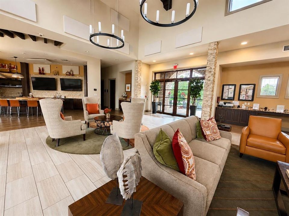 For Sale: $474,900 (2 beds, 2 baths, 2066 Square Feet)