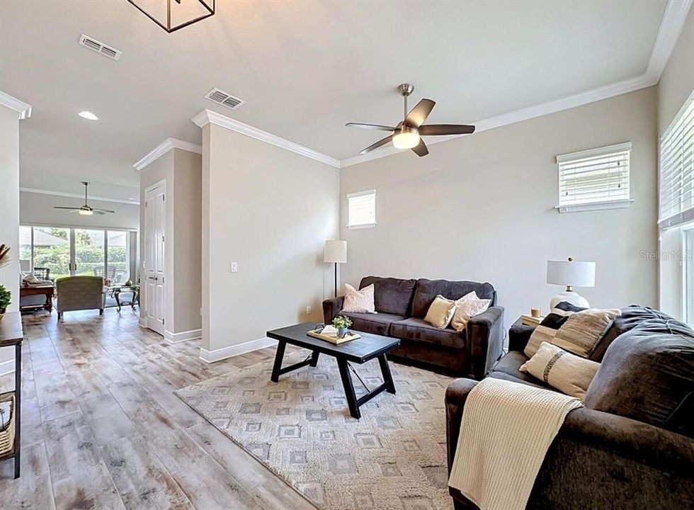 For Sale: $474,900 (2 beds, 2 baths, 2066 Square Feet)
