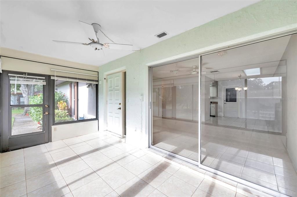 For Rent: $1,985 (2 beds, 2 baths, 1120 Square Feet)