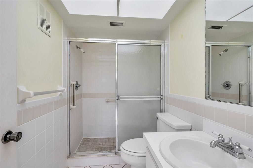 For Rent: $1,985 (2 beds, 2 baths, 1120 Square Feet)