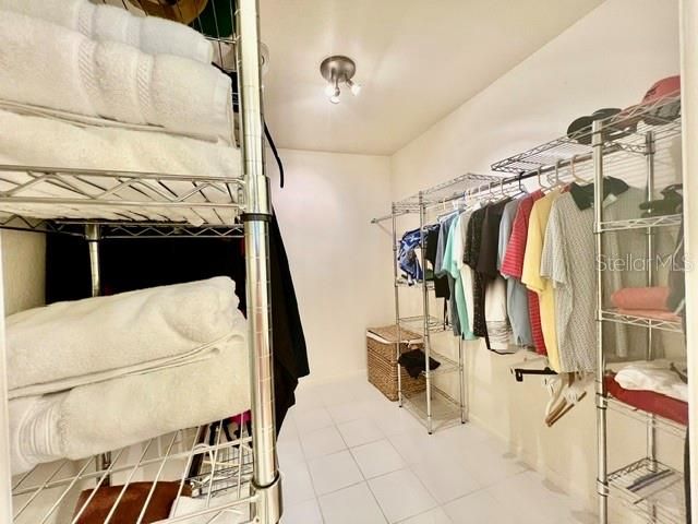 For Rent: $5,350 (2 beds, 2 baths, 1547 Square Feet)