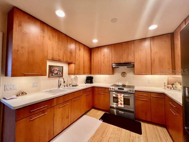 For Rent: $5,350 (2 beds, 2 baths, 1547 Square Feet)