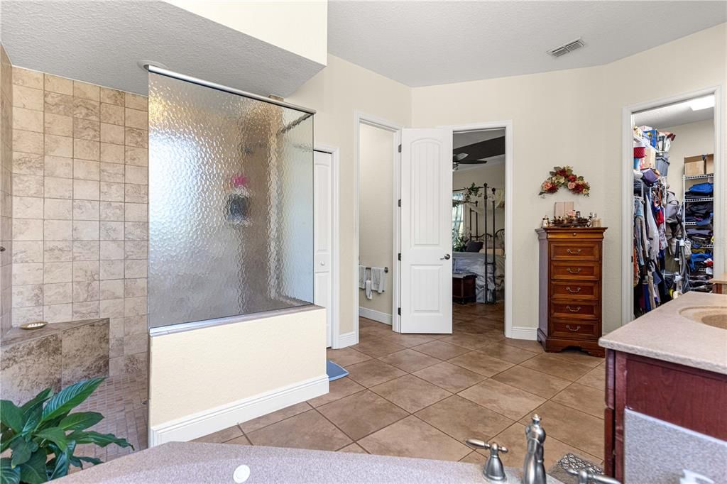 For Sale: $507,000 (4 beds, 3 baths, 2498 Square Feet)