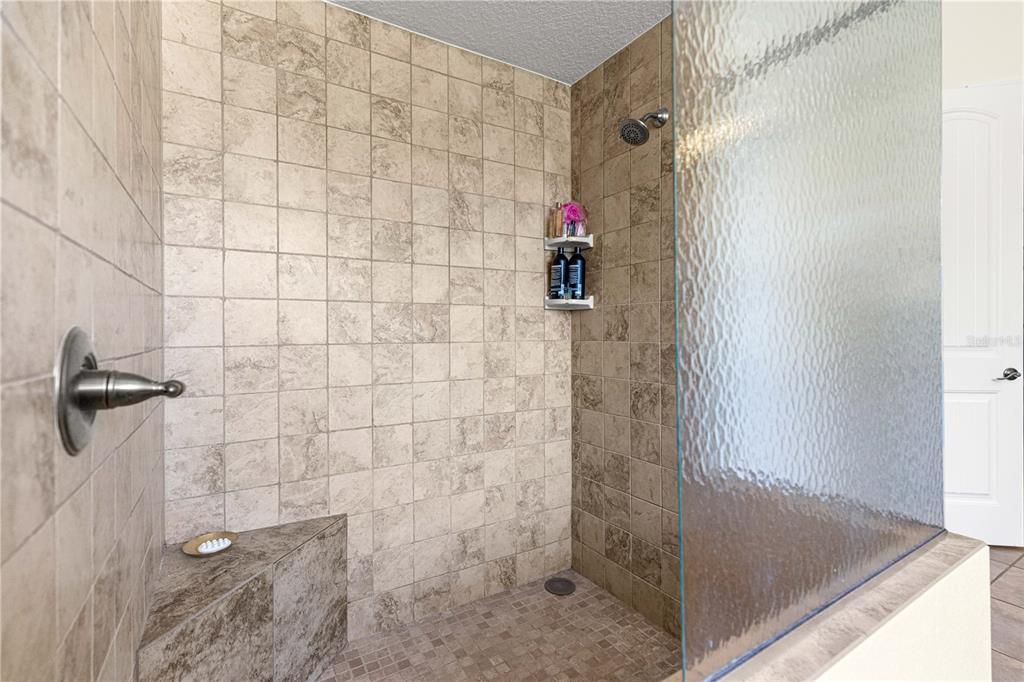 For Sale: $507,000 (4 beds, 3 baths, 2498 Square Feet)