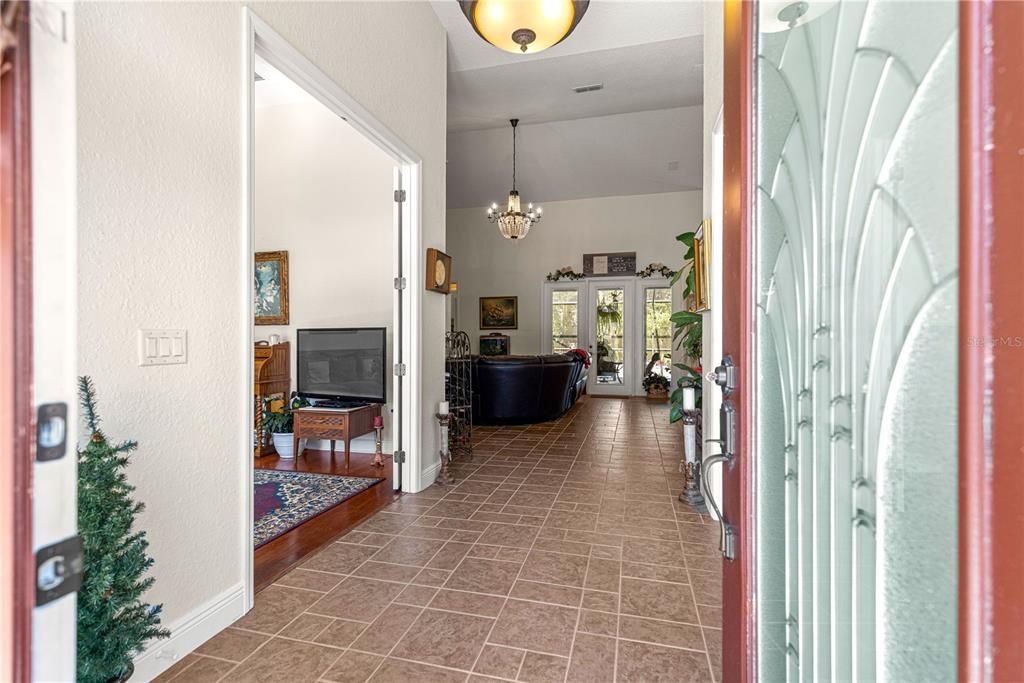 For Sale: $507,000 (4 beds, 3 baths, 2498 Square Feet)