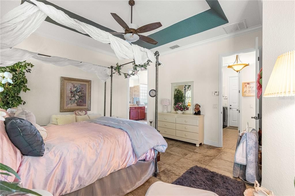 For Sale: $507,000 (4 beds, 3 baths, 2498 Square Feet)