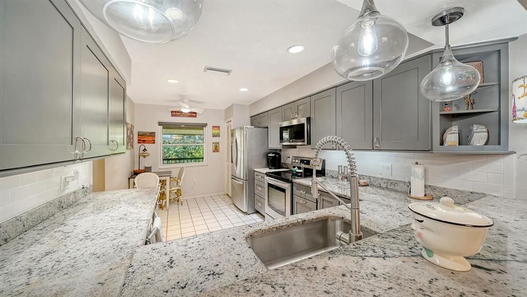 For Sale: $825,000 (3 beds, 2 baths, 1942 Square Feet)