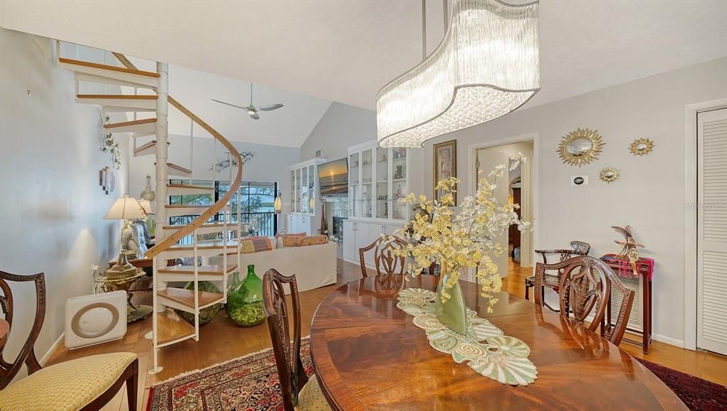 For Sale: $825,000 (3 beds, 2 baths, 1942 Square Feet)