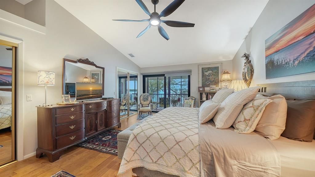 For Sale: $825,000 (3 beds, 2 baths, 1942 Square Feet)