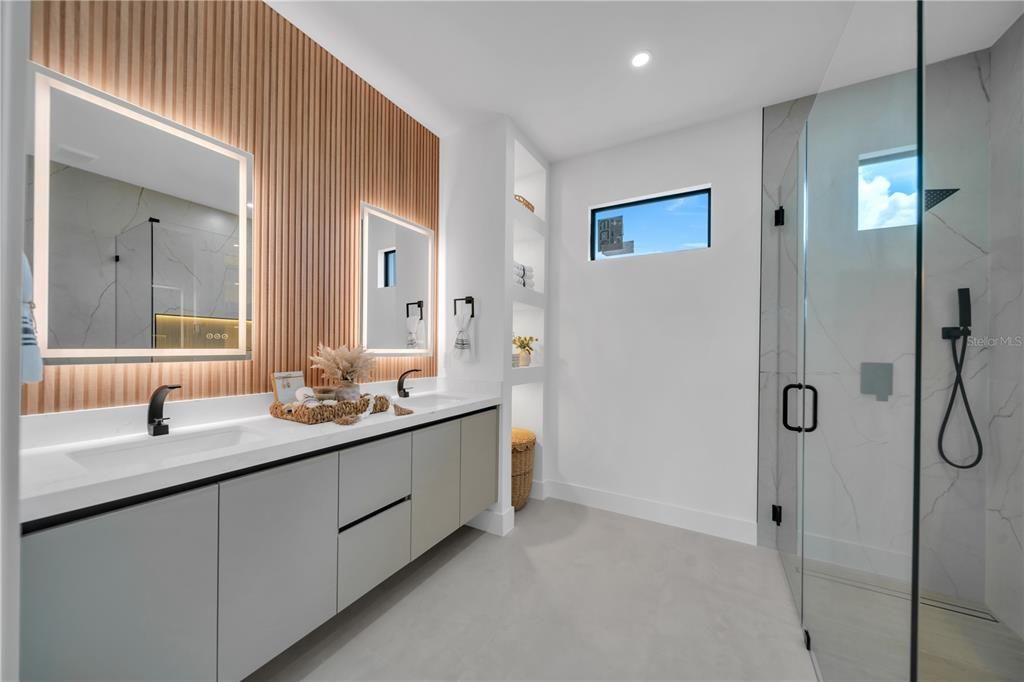For Sale: $389,900 (4 beds, 3 baths, 1778 Square Feet)