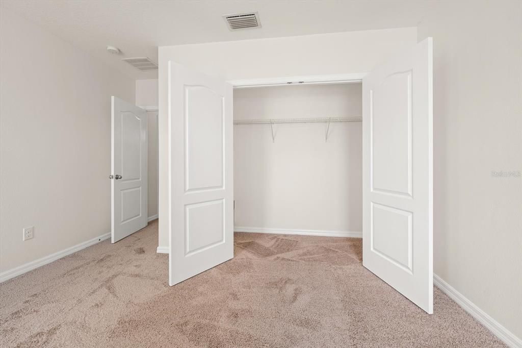 For Sale: $259,000 (3 beds, 2 baths, 1594 Square Feet)