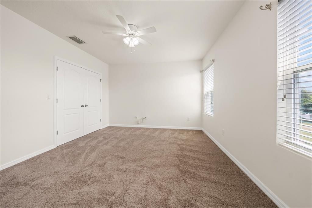 For Sale: $259,000 (3 beds, 2 baths, 1594 Square Feet)