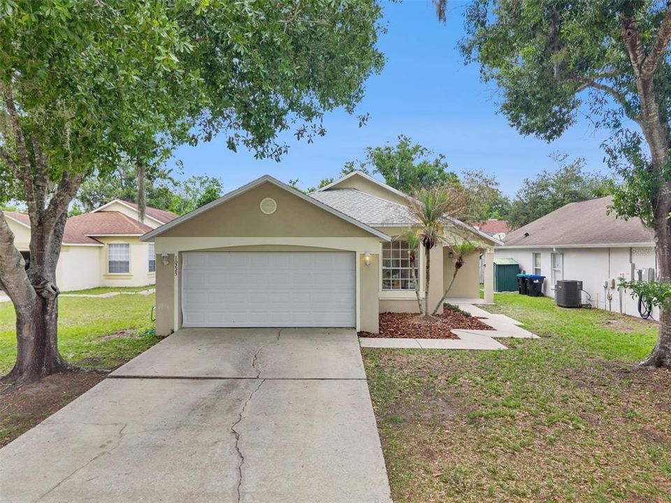 Activo con contrato: $349,000 (3 camas, 2 baños, 1277 Pies cuadrados)