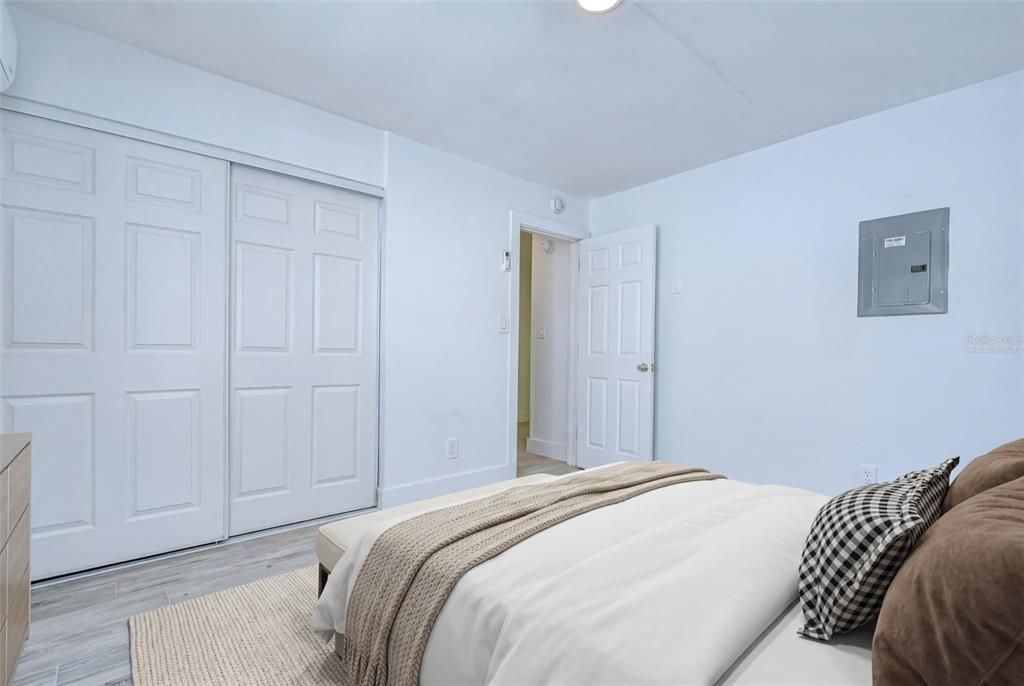 For Rent: $1,350 (1 beds, 1 baths, 600 Square Feet)