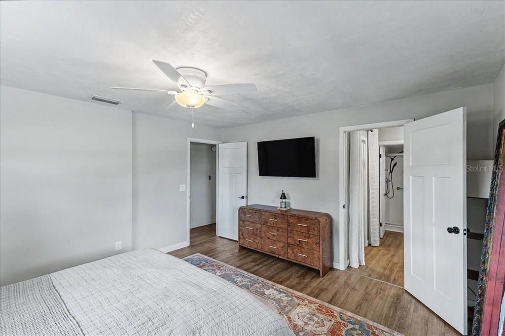 Activo con contrato: $450,000 (3 camas, 2 baños, 1686 Pies cuadrados)