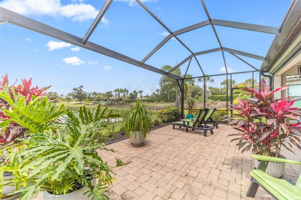 For Sale: $750,000 (3 beds, 2 baths, 1918 Square Feet)
