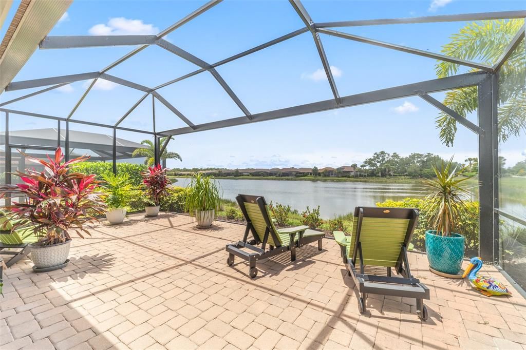 For Sale: $750,000 (3 beds, 2 baths, 1918 Square Feet)