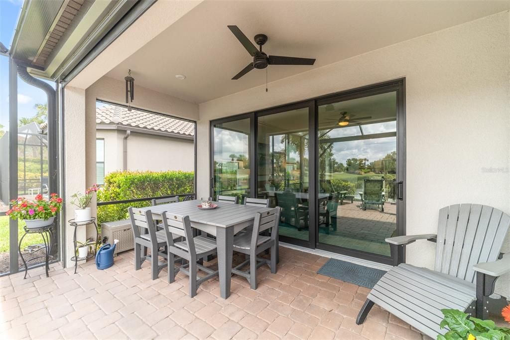 For Sale: $750,000 (3 beds, 2 baths, 1918 Square Feet)