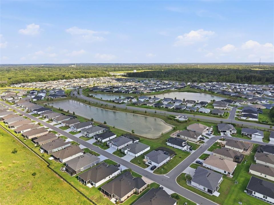 На продажу: $279,900 (2 спален, 2 ванн, 1227 Квадратных фут)