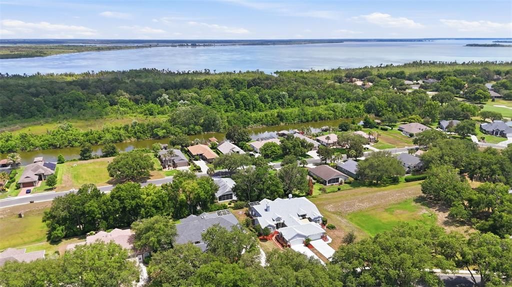 На продажу: $235,900 (2 спален, 2 ванн, 1598 Квадратных фут)