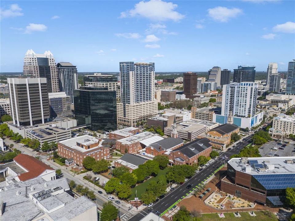 For Rent: $2,100 (2 beds, 2 baths, 1115 Square Feet)