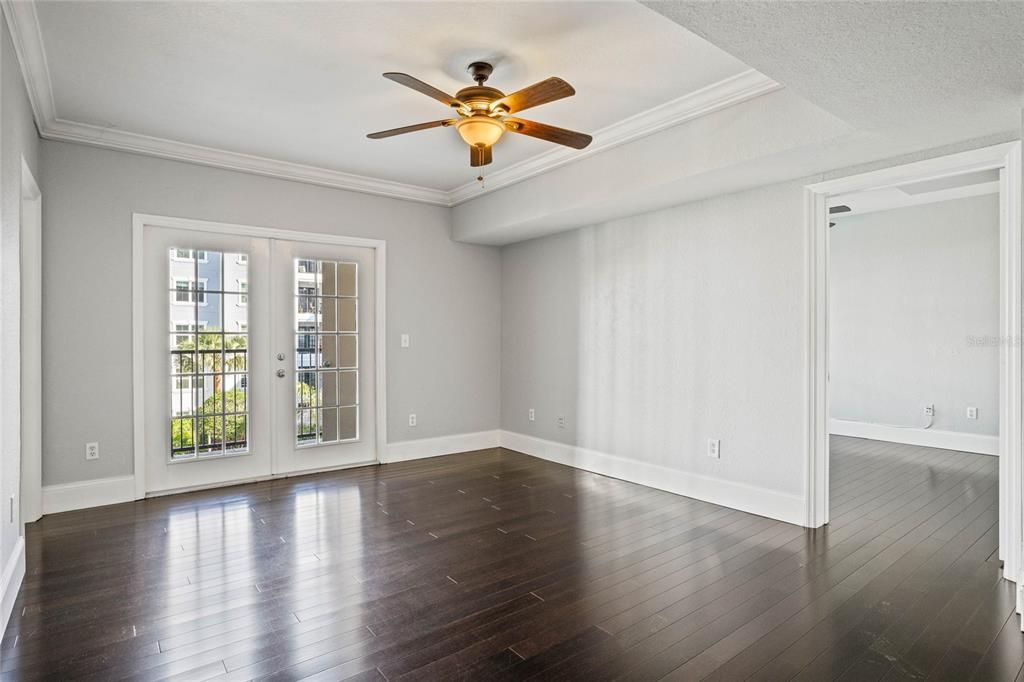 For Rent: $2,100 (2 beds, 2 baths, 1115 Square Feet)