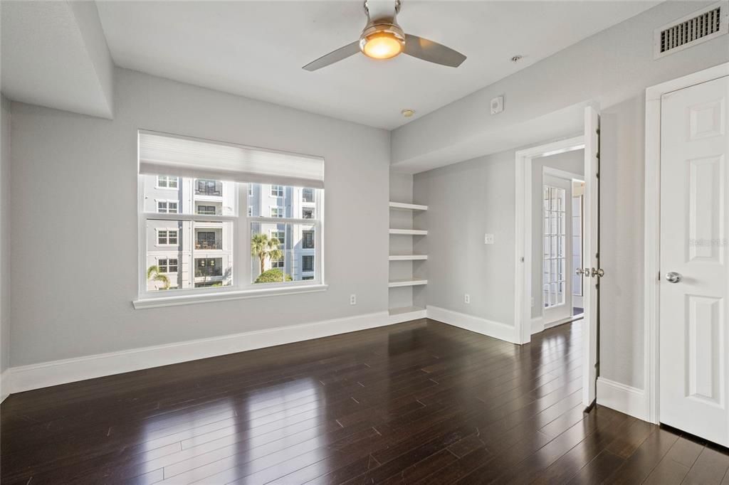 For Rent: $2,100 (2 beds, 2 baths, 1115 Square Feet)
