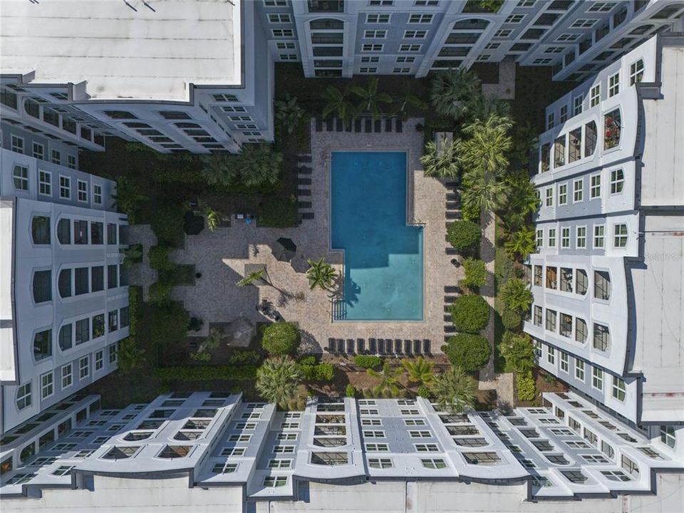 For Rent: $2,100 (2 beds, 2 baths, 1115 Square Feet)