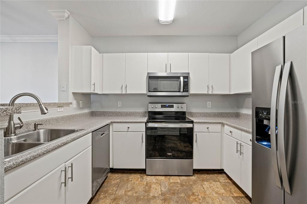 For Rent: $2,100 (2 beds, 2 baths, 1115 Square Feet)