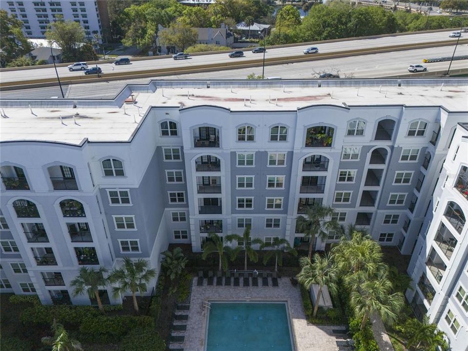 For Rent: $2,100 (2 beds, 2 baths, 1115 Square Feet)