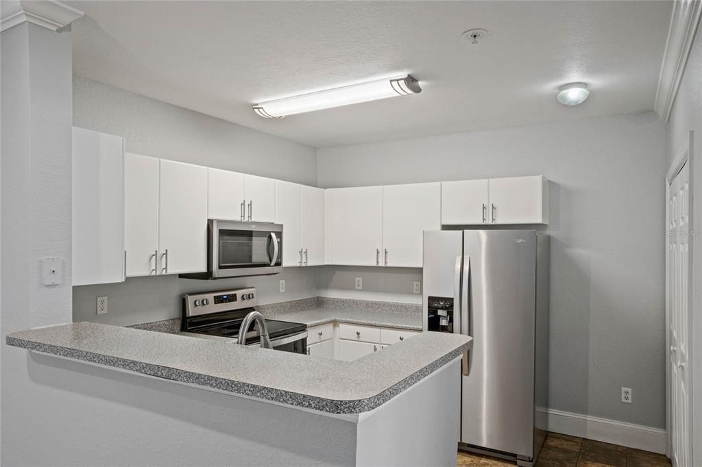 For Rent: $2,100 (2 beds, 2 baths, 1115 Square Feet)