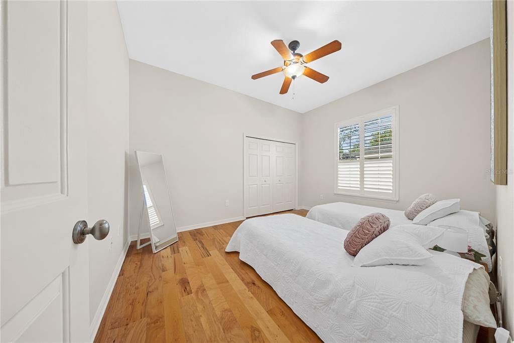 Activo con contrato: $949,000 (4 camas, 3 baños, 2895 Pies cuadrados)