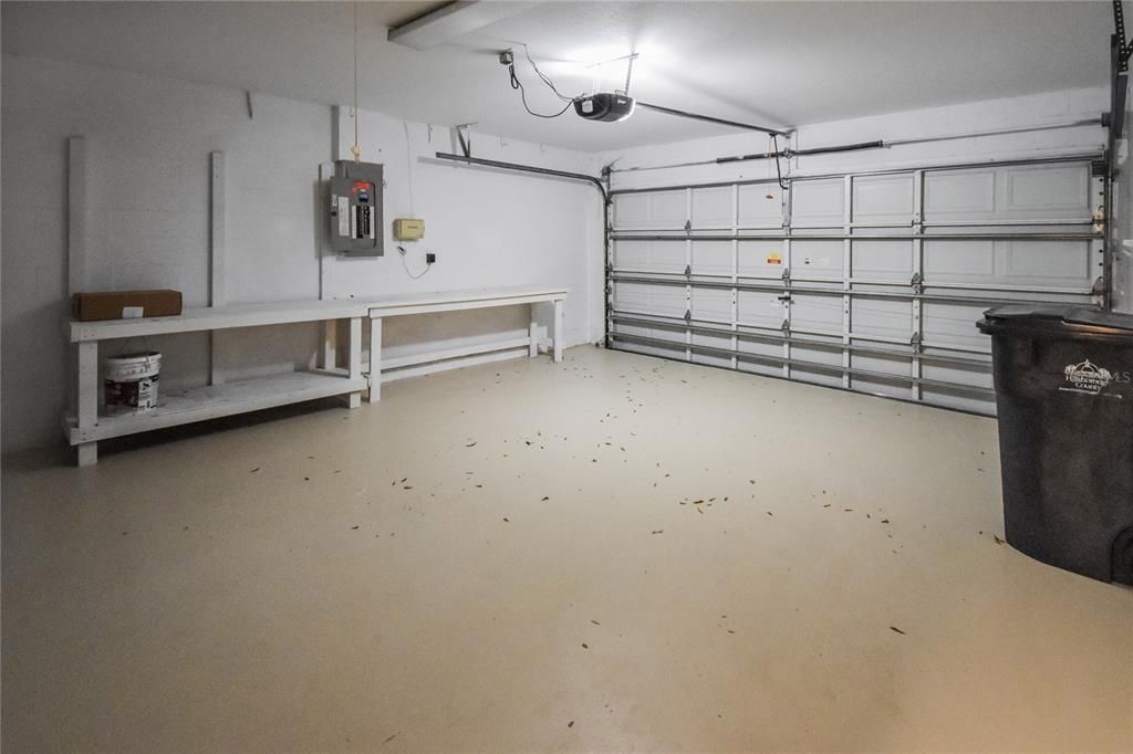 For Sale: $400,000 (3 beds, 2 baths, 1752 Square Feet)