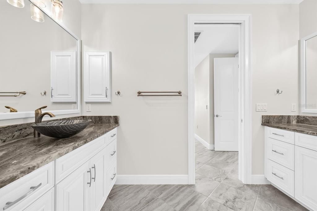 For Sale: $1,450,000 (3 beds, 2 baths, 1802 Square Feet)