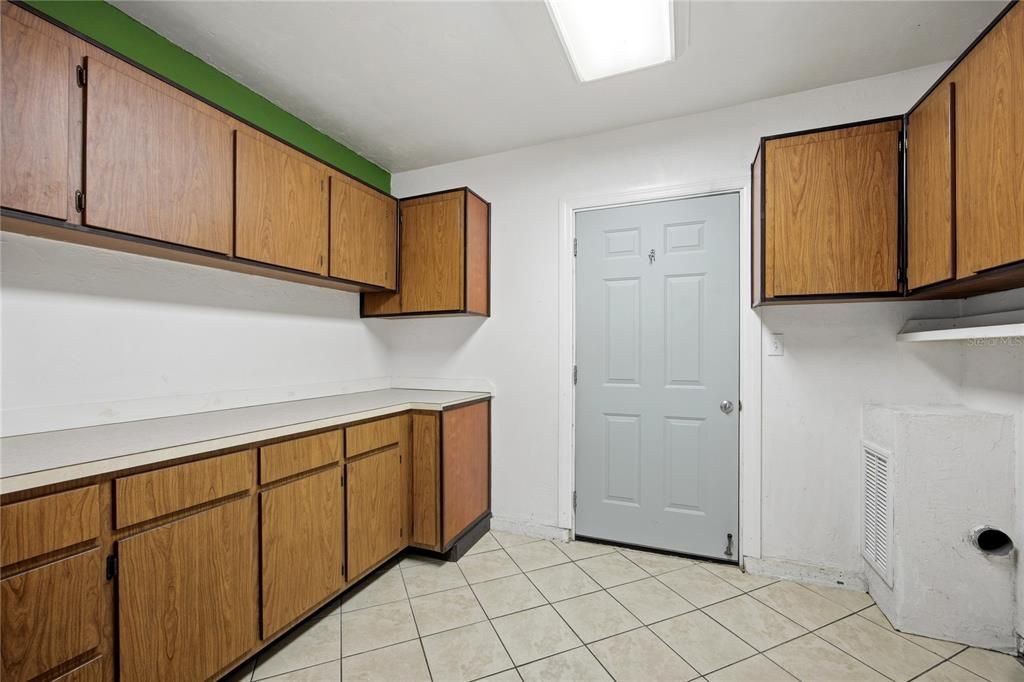 En Venta: $270,000 (2 camas, 2 baños, 1337 Pies cuadrados)