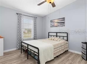 For Sale: $175,000 (3 beds, 2 baths, 1040 Square Feet)