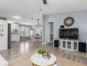 For Sale: $175,000 (3 beds, 2 baths, 1040 Square Feet)