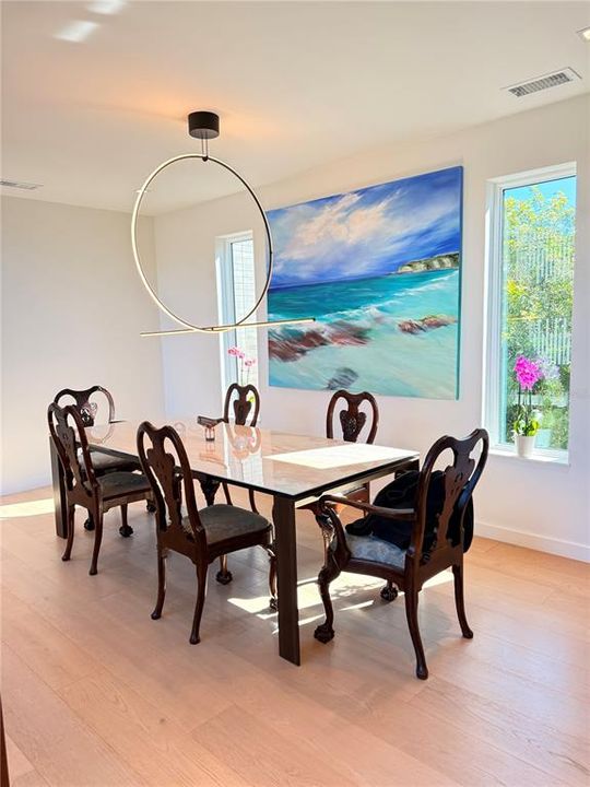 For Sale: $3,125,000 (5 beds, 5 baths, 4340 Square Feet)