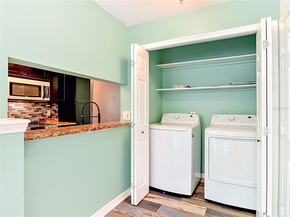 For Sale: $145,000 (1 beds, 1 baths, 630 Square Feet)