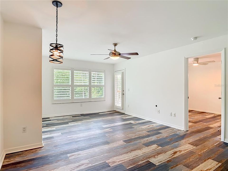 For Sale: $145,000 (1 beds, 1 baths, 630 Square Feet)