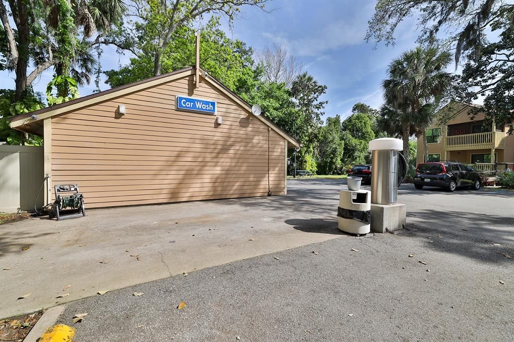 For Sale: $145,000 (1 beds, 1 baths, 630 Square Feet)