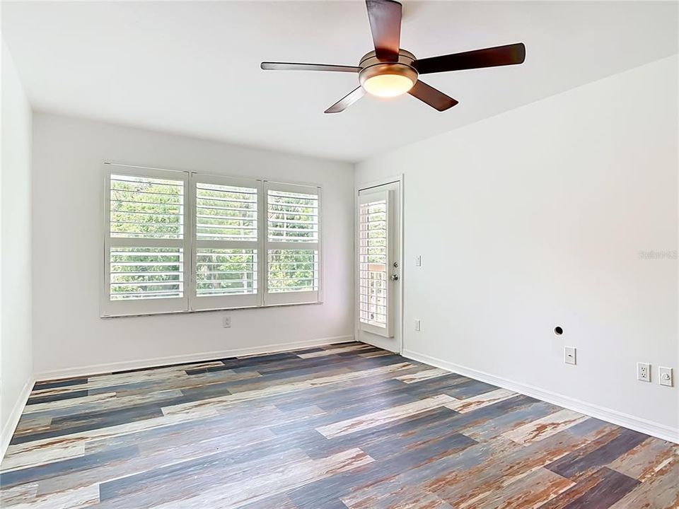 For Sale: $145,000 (1 beds, 1 baths, 630 Square Feet)