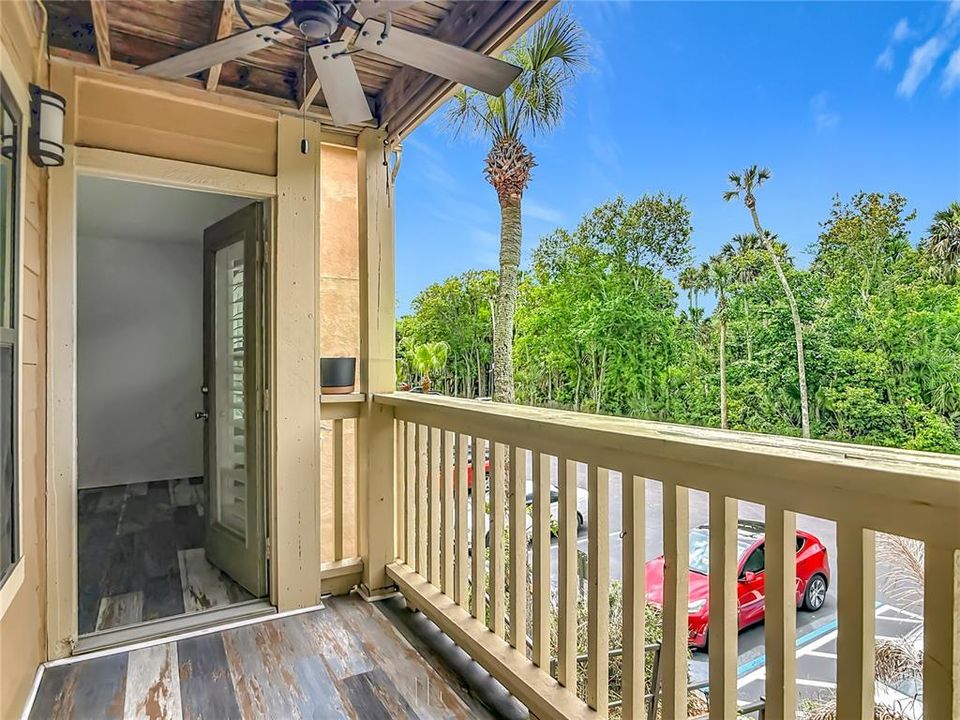 For Sale: $145,000 (1 beds, 1 baths, 630 Square Feet)