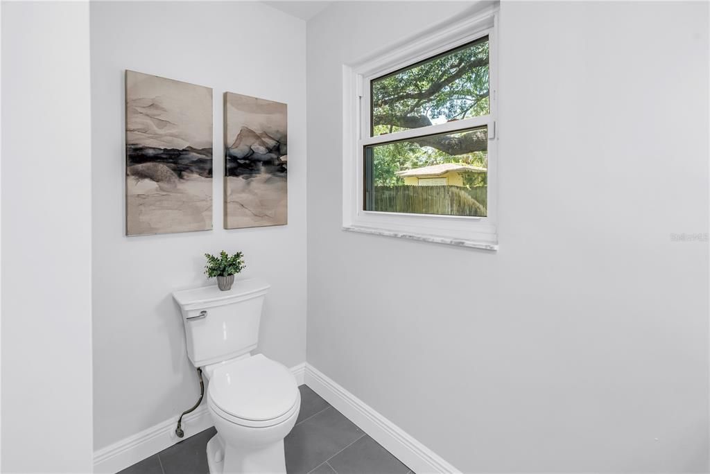 For Sale: $1,100,000 (7 beds, 5 baths, 3200 Square Feet)